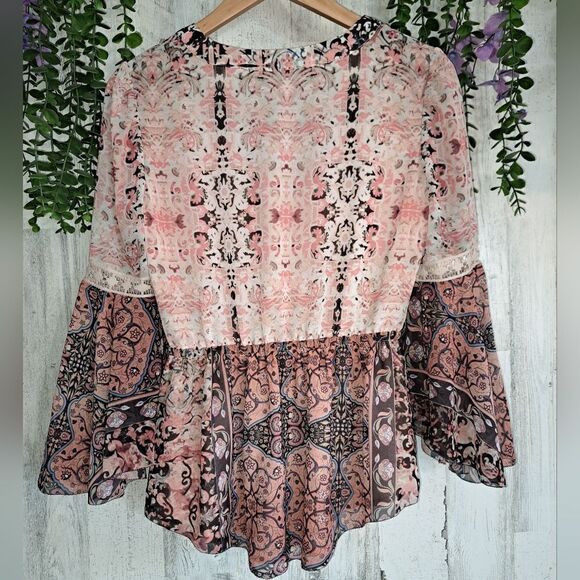 BEBE Blouse - Picture 3 of 12